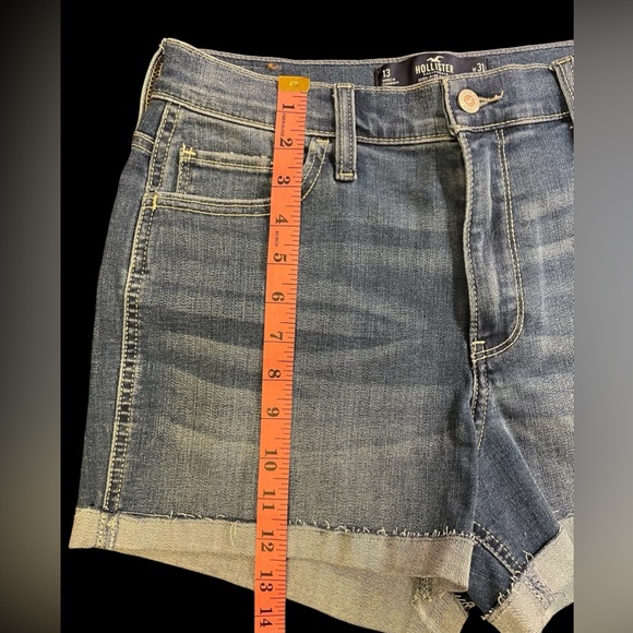Hollister Jean Shorts - Picture 7 of 11